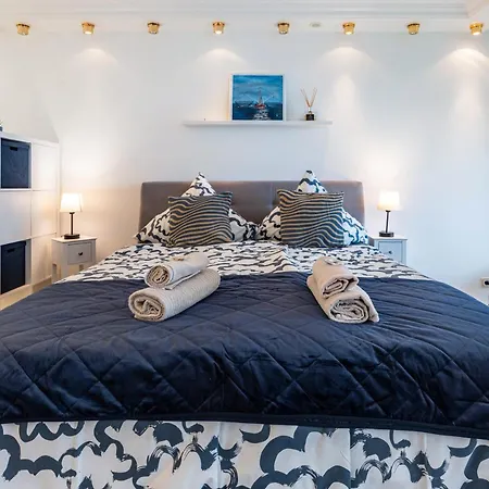 Kapitaens Kajuete Am Steinhuder Wunstorf